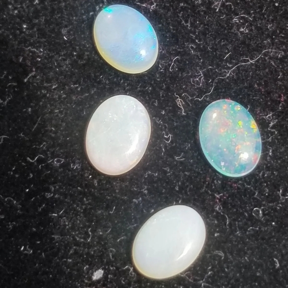 Lot of 4 Genuine Opals - Picture 2 of 10